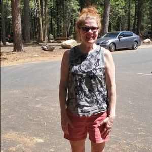 Meet your Posher, Deborah